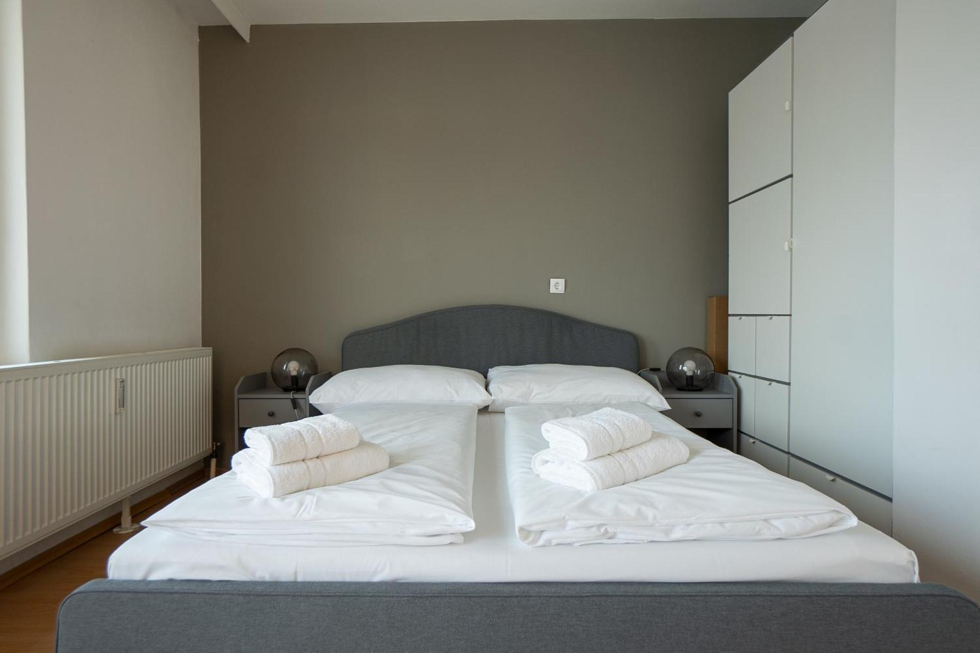 Apartment With A Private Terrace Located Right Near Belvedere Castle, 15 Minutes Away From Stephansdom Bécs Kültér fotó